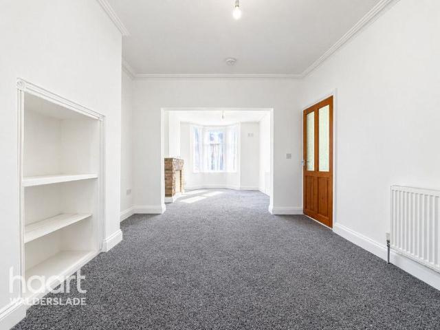 3 bedroom terraced house to rent