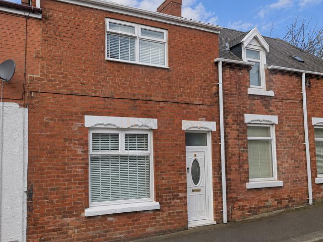3 bedroom terraced house to rent