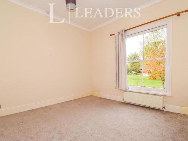 3 bedroom terraced house to rent