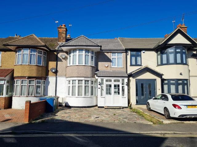 3 bedroom terraced house to rent