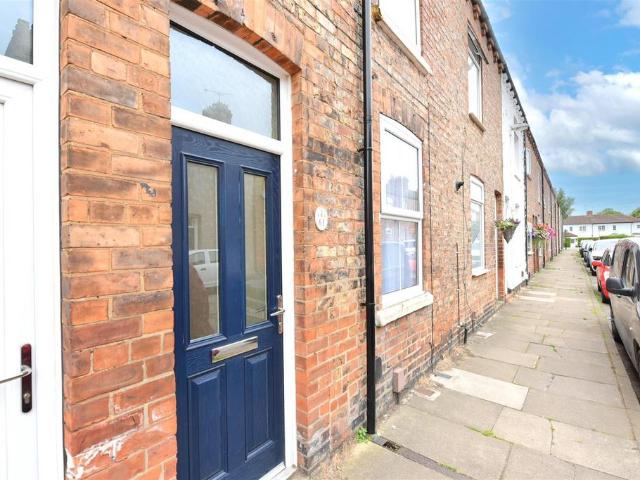 3 bedroom terraced house to rent
