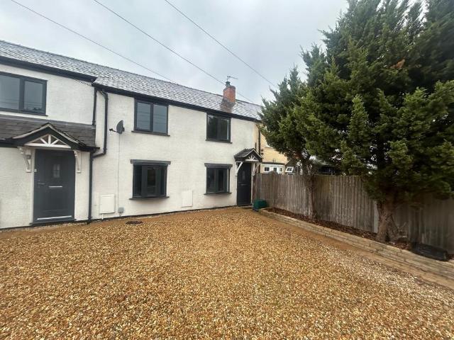 3 bedroom terraced house to rent