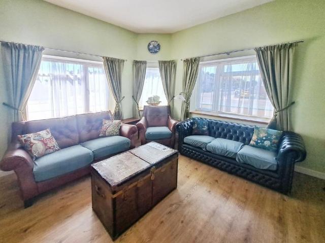 3 bedroom terraced house to rent