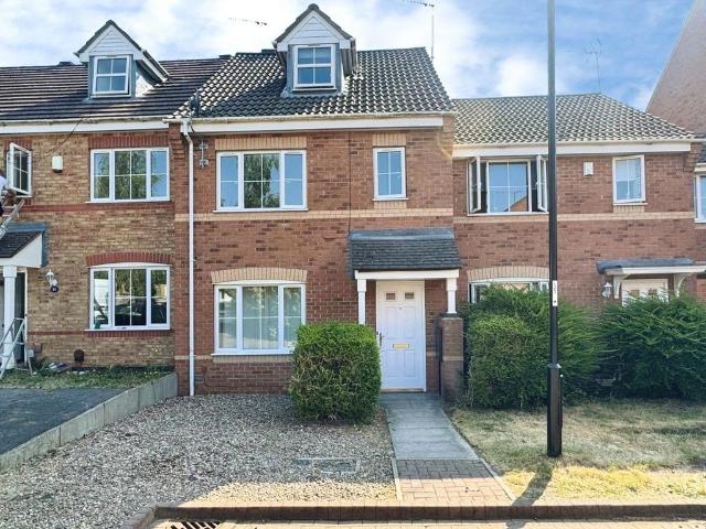 3 bedroom terraced house to rent