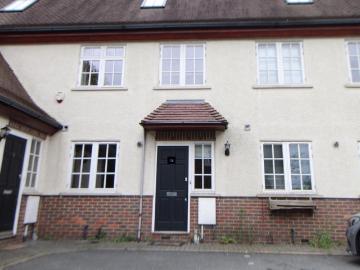 3 bedroom terraced house to rent