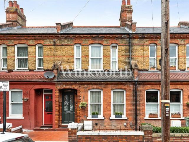 3 bedroom terraced house to rent
