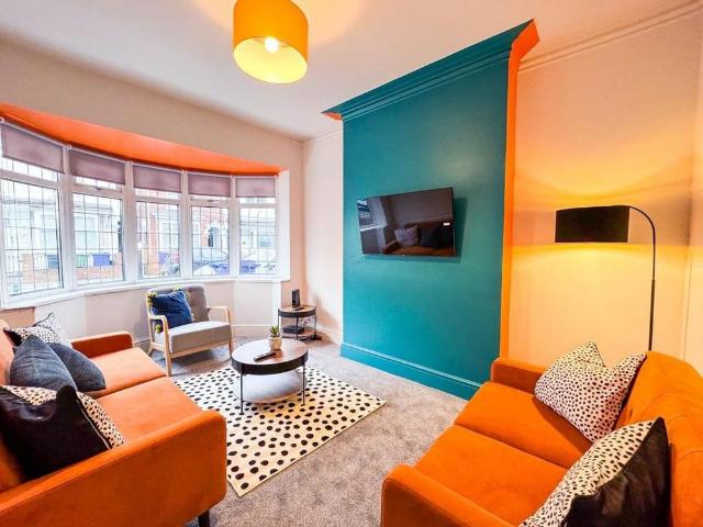 3 bedroom terraced house to rent