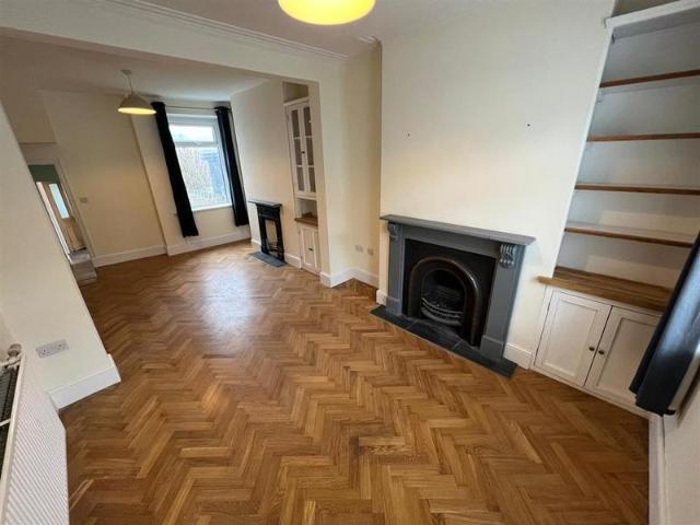 3 bedroom terraced house to rent
