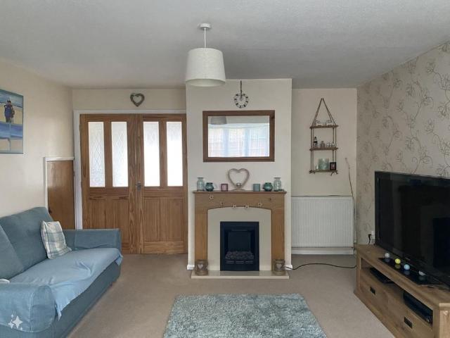 3 bedroom terraced house to rent