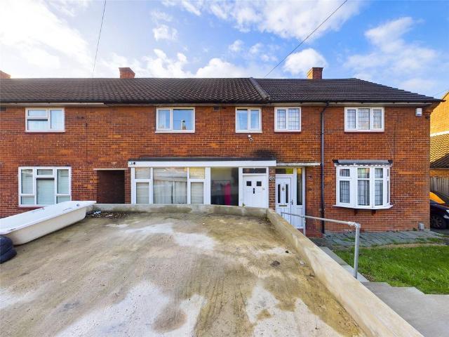 3 bedroom terraced house to rent