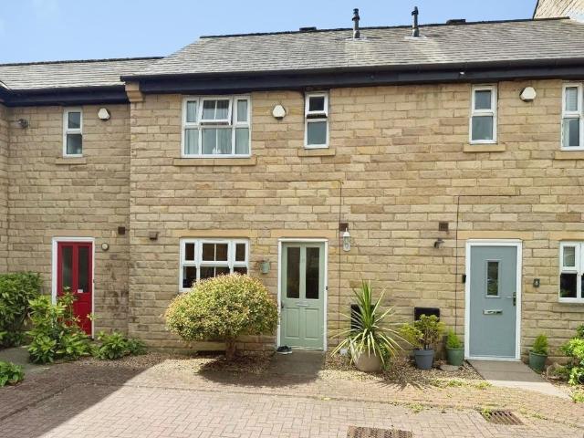 3 bedroom terraced house to rent
