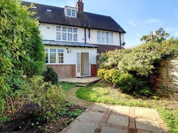 3 bedroom terraced house to rent