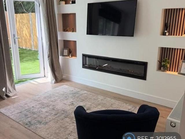 3 bedroom terraced house to rent