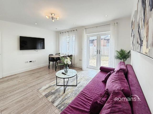 3 bedroom terraced house to rent