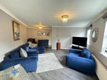 3 bedroom terraced house to rent