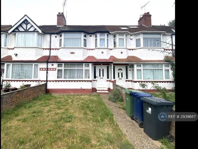 3 bedroom terraced house to rent