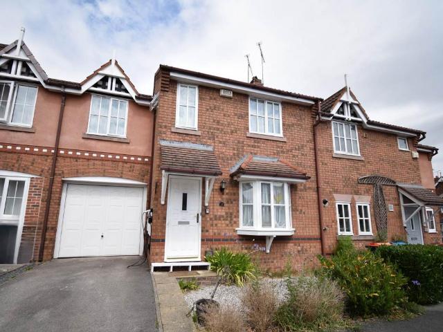 3 bedroom terraced house to rent