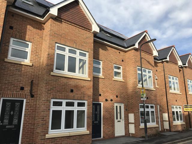 3 bedroom terraced house to rent