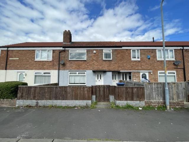 3 bedroom terraced house to rent