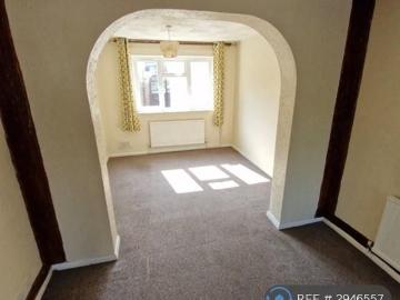 3 bedroom terraced house to rent