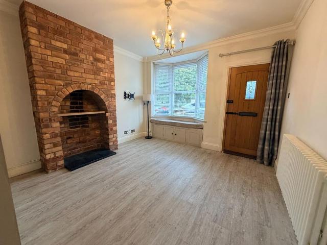 3 bedroom terraced house to rent