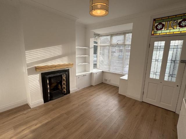 3 bedroom terraced house to rent