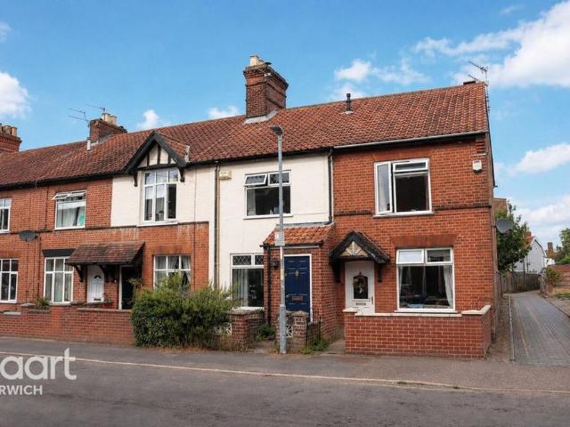 3 bedroom terraced house to rent