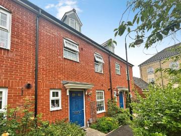 3 bedroom terraced house to rent