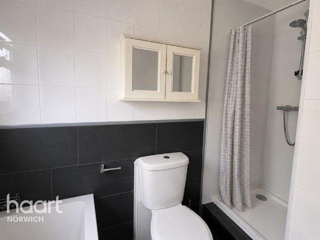 3 bedroom terraced house to rent