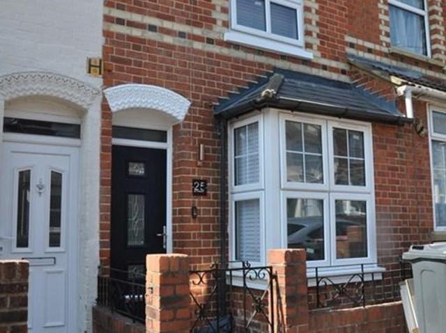 3 bedroom terraced house to rent