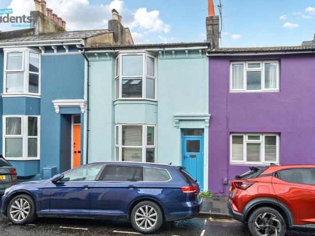 3 bedroom terraced house to rent