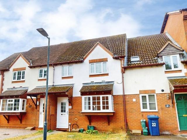 3 bedroom terraced house to rent
