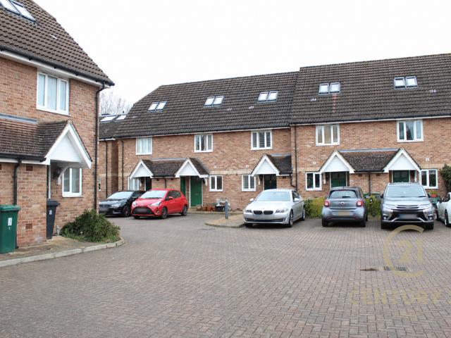 3 bedroom terraced house to rent