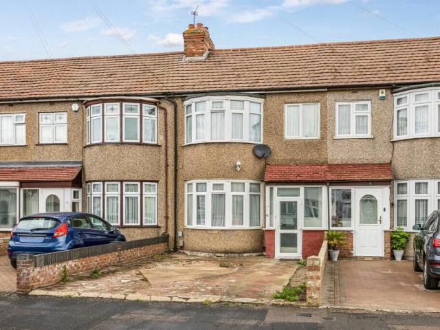3 bedroom terraced house to rent