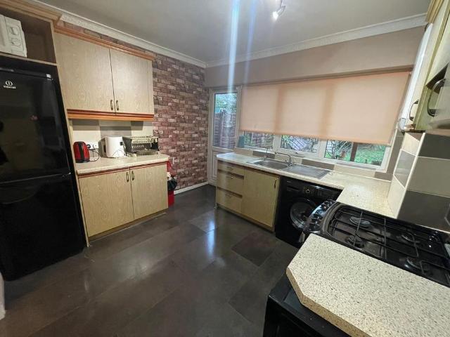 3 bedroom terraced house to rent