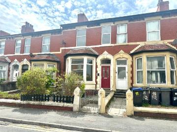 3 bedroom terraced house to rent