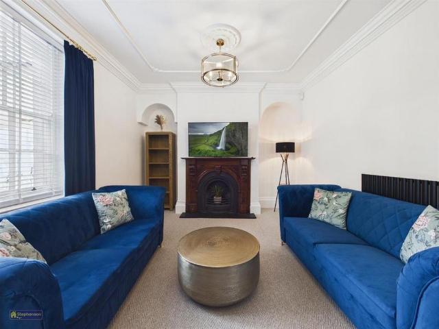 3 bedroom terraced house to rent