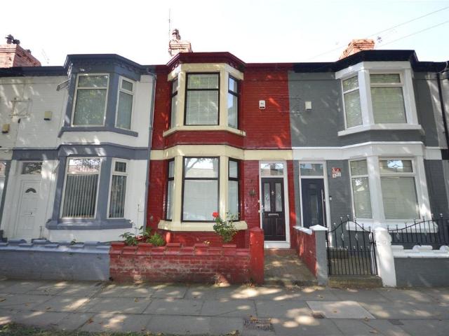 3 bedroom terraced house to rent