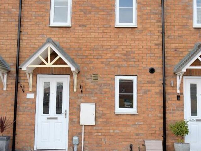 3 bedroom terraced house to rent