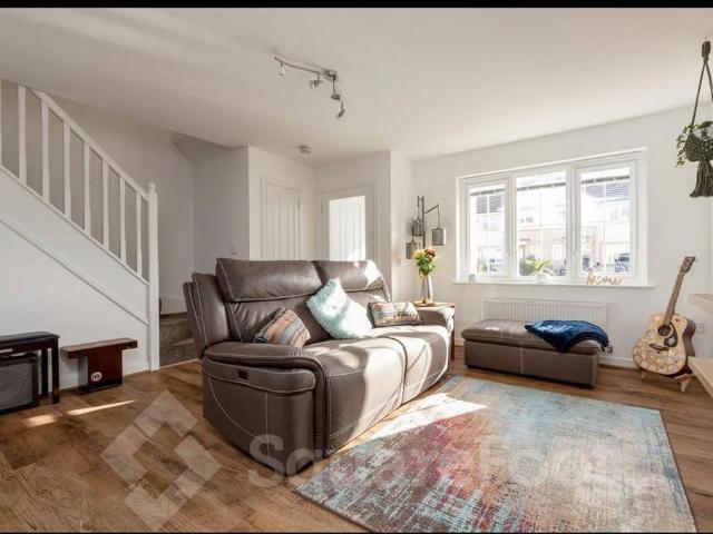 3 bedroom terraced house to rent