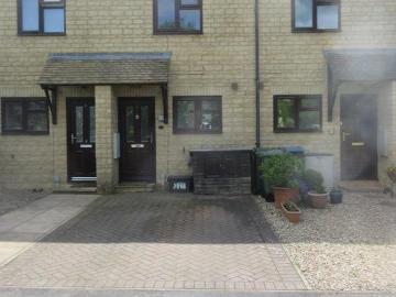 3 bedroom terraced house to rent