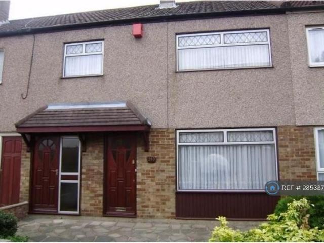 3 bedroom terraced house to rent
