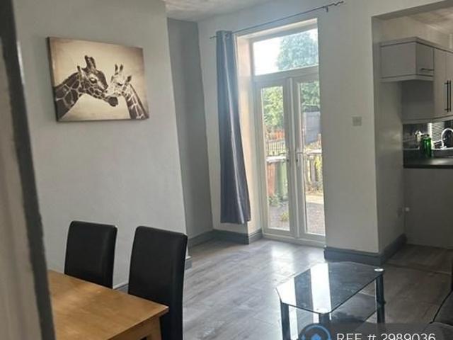 3 bedroom terraced house to rent