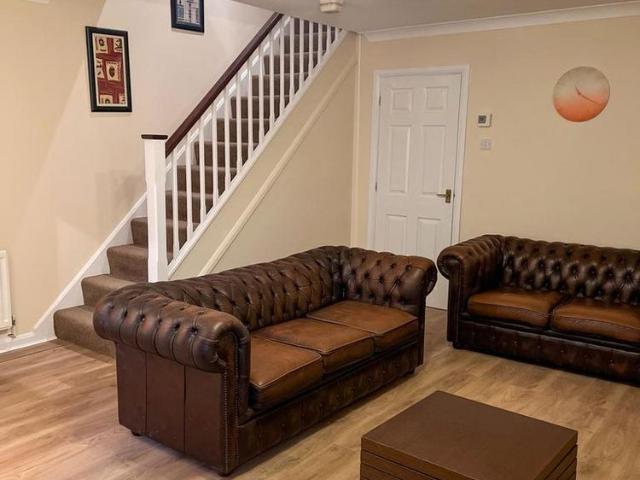 3 bedroom terraced house to rent
