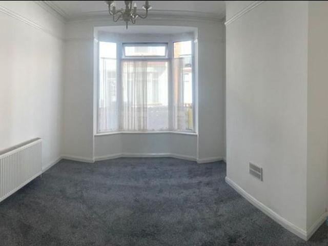 3 bedroom terraced house to rent