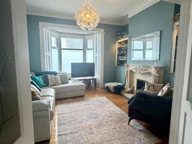 3 bedroom terraced house to rent