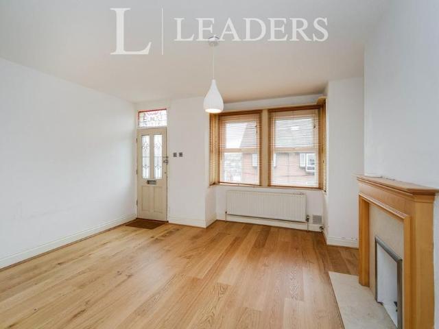 3 bedroom terraced house to rent