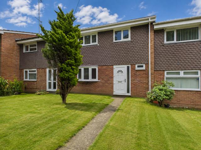 3 bedroom terraced house to rent
