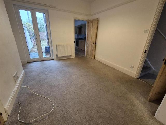 3 bedroom terraced house to rent