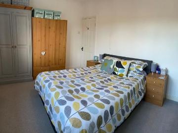 Swindon, Wiltshire county, Southdowns